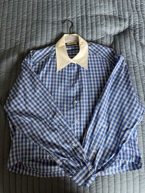 Sandro Button-Down Boxy Shirt with Contrast White Collar